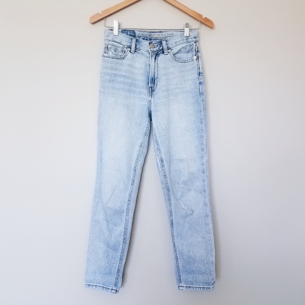 AE Mom jeans